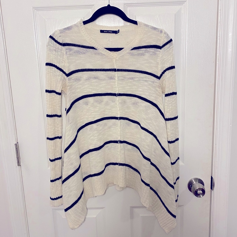 DOE & RAE black white striped tapered sweater